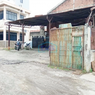 Dijual Tanah di Jalan Raya Bekasi Bisa Masuk Kontainer Dekat Tol Gate Luas 2150m2