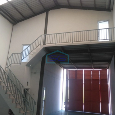 Dijual Gudang Gandeng Dua, Siap Pakai di Pasar Kemis, Tangerang LB 600m2