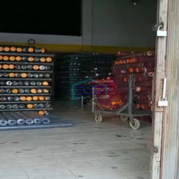 Dijual Gudang di Cimone Pinggir Jalan Raya LB 800m2 di Tangerang-2