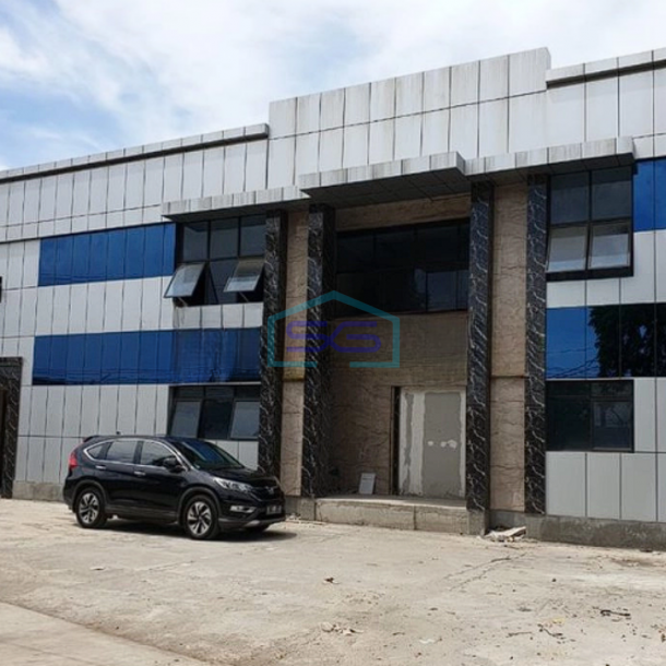 Dijual Gudang Bagus Ada Mess Karyawan Dekat Airport di Kamal Raya Cengkareng Jakarta Barat LT 3000m2-1