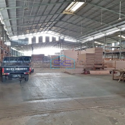 Dijual Gudang, Kantor, Mess Karyawan, Jalan Masuk Kontainer di Cisauk Tangerang LT 8710m2