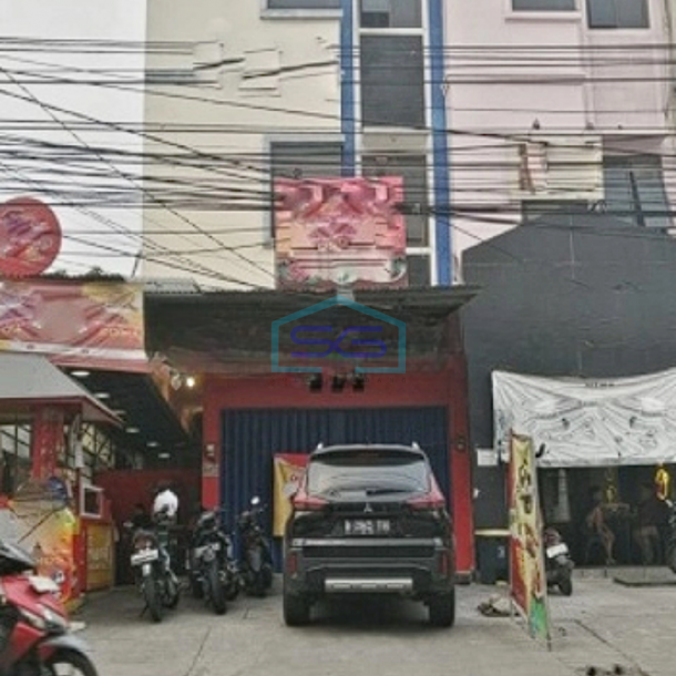 Disewakan Ruko Strategis Mudah Diakses Lokasi Ramai di Tanjung Duren Jakarta Barat-1