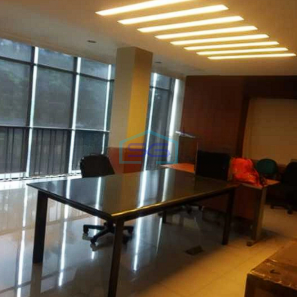 Disewakan Gedung Lokasi Strategis Ada Lift Barang di Cideng Jakarta Pusat LB 720m2-5