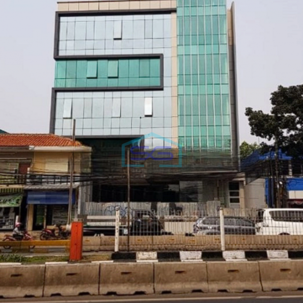 Disewakan Gedung Baru Ventilasi Bagus, Basement di Mampang Prapatan Jakarta Selatan LB 1781m2-1