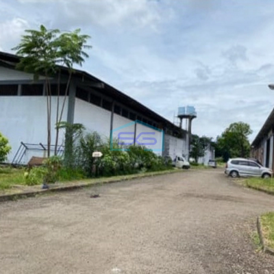 Dijual Pabrik Dekat Toll Bitung Jalan Kontainer di Jati Uwung Tangerang LB 9000m2