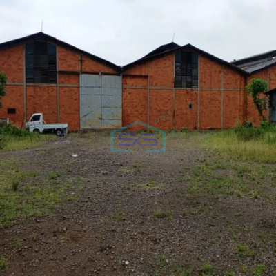 Dijual Pabrik Dekat Toll Bitung Jalan Kontainer di Jati Uwung Tangerang LB 9000m2