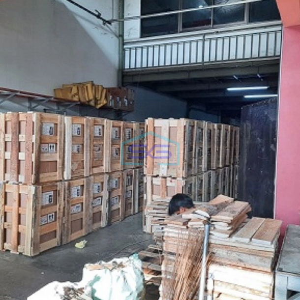 Disewakan Gudang Bisa Jadi Pabrik Jalan Masuk Kontainer Kawasan Industri di Serpong Tangerang LB 620m2-2