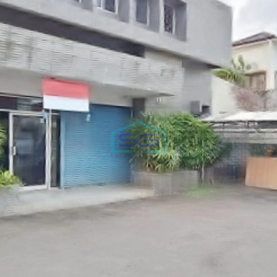 Dijual Gedung Office Plus Gudang, Siap Pakai, Zona Komersial di Kebon Jeruk Jakarta Barat LT 811m2