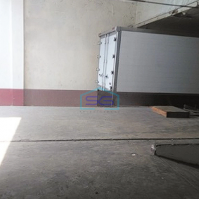 Dijual Gudang Ada Lift Barang Loading Dock di Tanjung Duren Jakarta Barat LB 900m2