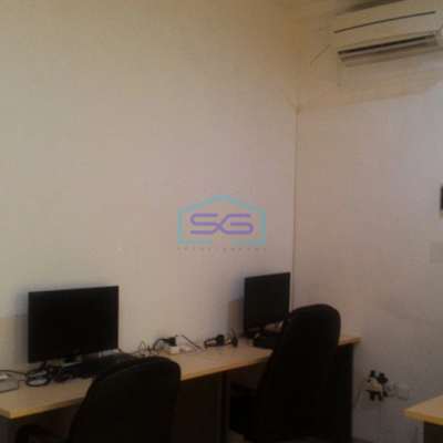 Dijual Ruko 3 Lantai Bagus Siap Pakai Jalan Lebar di Green Ville Jakarta Barat LB 189m2-2