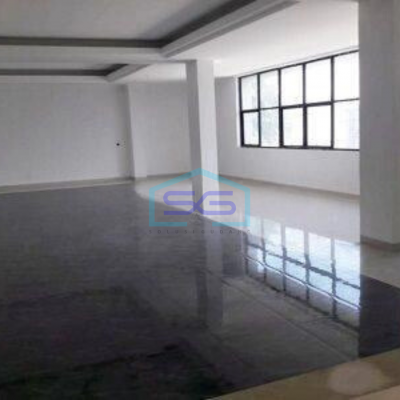 Dijual Gudang Dekat Airport, Msk Kontener, Mess Karyawan di Kamal Jakarta Barat