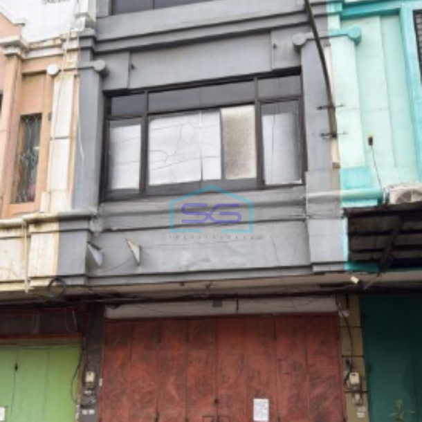 Disewakan Ruko Pelangi Taman Palem Jakarta Barat Termurah Rapi Siap Pakai Akses Jalan Lebar LB 180m2-1