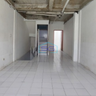 Disewakan Ruko Pelangi Taman Palem Jakarta Barat Termurah Rapi Siap Pakai Akses Jalan Lebar LB 180m2
