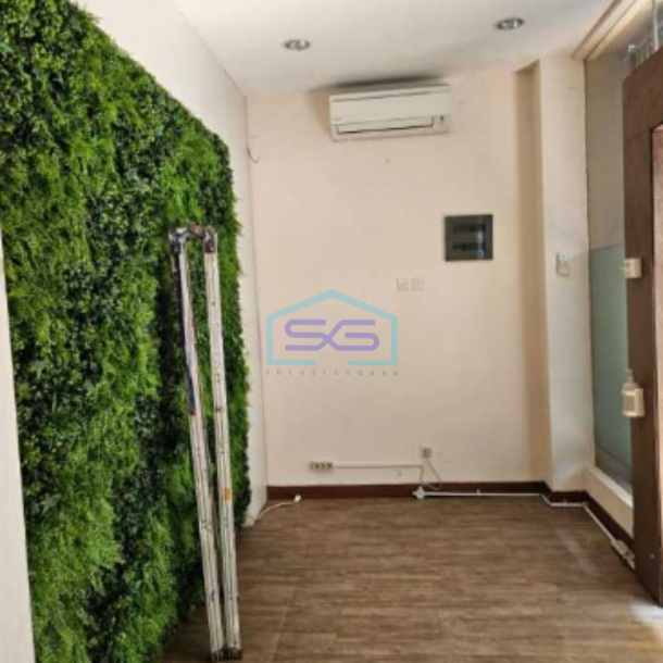 Disewakan Ruko Di Meruya Kebon Jeruk Jakarta Barat Rapi Siap Pakai Cocok Untuk Office Dll LB 200m2-2