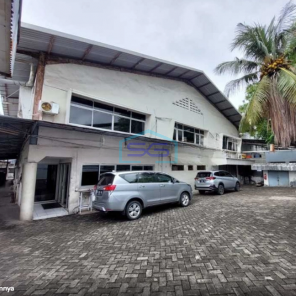 Disewakan Gudang Siap Pakai Termurah Luas Bangunan 1200m2 Rapih Siap Huni di Jakarta Utara-1