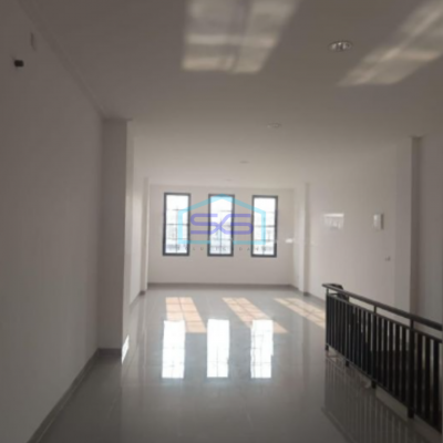 Disewakan Ruko di Osaka Pantai Indah Kapuk Jakarta Utara Luas Bangunan 800m2