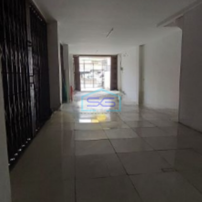 Dijual Ruko di Roxy Raya Jakarta Pusat Luas Bangunan 234m² HGB Bagus