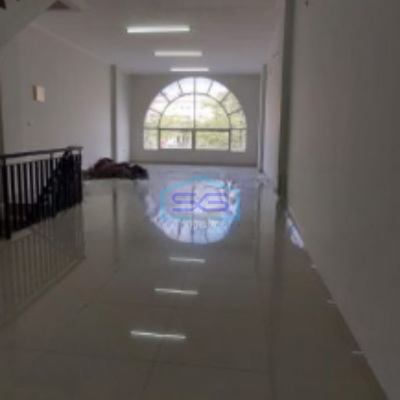 Disewakan Ruko Golf Island PIK Jakarta Utara Termurah Lokasi Paling Ramai Kondisi Rapih Siap Pakai LB 270m2