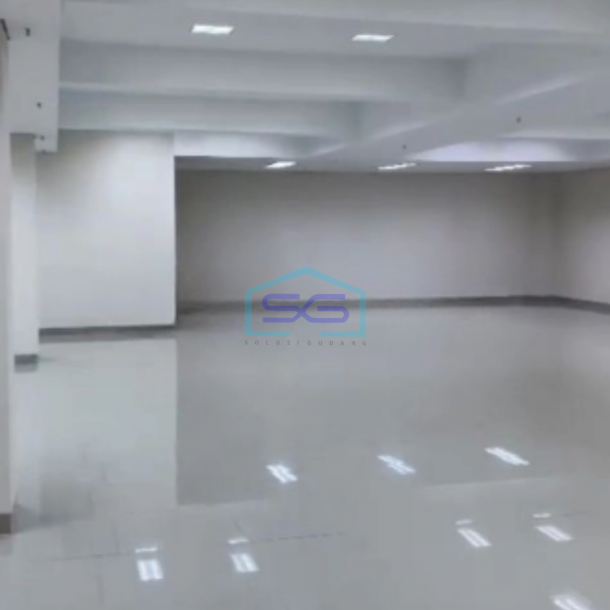 Dijual Gedung Kantor Selangkah Menuju Bandara LT 288m² di Sepatan Tangerang-4