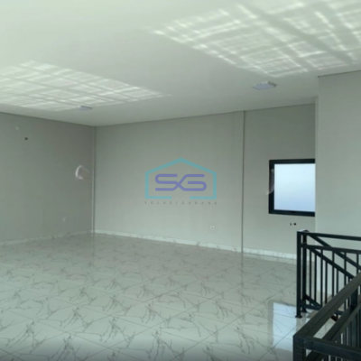 Disewakan Gudang Luas Bangunan 369m2 Lantai Sudah Epoxy Rapih Siap Pakai di Kotabumi Tangerang