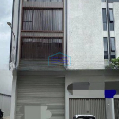 Dijual Cepat Gudang Luas Bangunan  366 m² Ada Kantor di Benda Tangerang