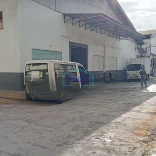 Dijual Cepat Gudang Lokasi Bebas Banjir Luas Bangunan  800 m² di Pluit Jakarta Utara-2