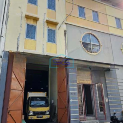 Dijual Gudang Ada Kantor Luas Bangunan  180 m² di Kapuk Kamal Jakarta Barat-3