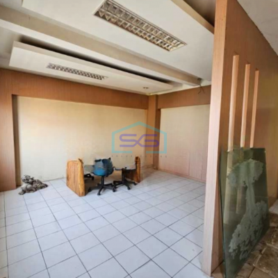 Dijual Gudang Ada Kantor Luas Bangunan  180 m² di Kapuk Kamal Jakarta Barat