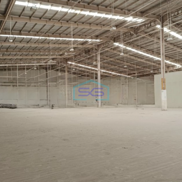 Dijual Gudang Ada Loading Dock Luas Tanah 25000 m² di Cikarang Bekasi-3