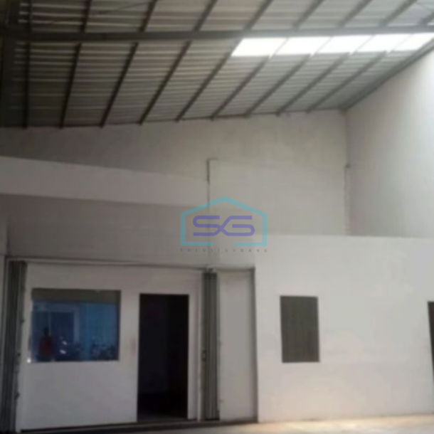 Disewakan Gudang Ada Kantor Luas Bangunan 297 m² di Kalideres Jakarta Barat-1