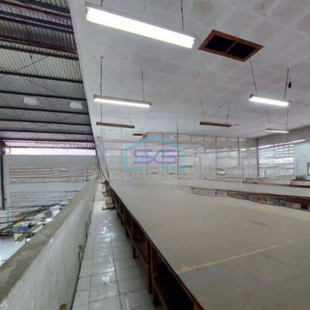 Disewakan Gudang Murah Siap Huni Luas Tanah  1400 m² di Kapuk Jakarta Utara-1