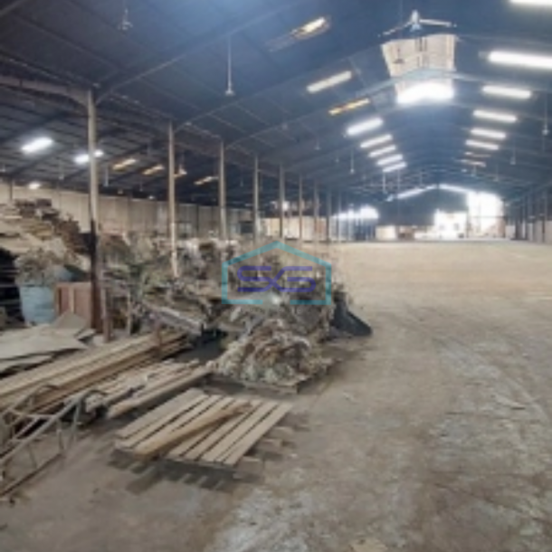 Disewakan Segera Gudang Akses Kontener 40 Feet Luas Bangunan 2500m2 di Cibubur Bogor-3