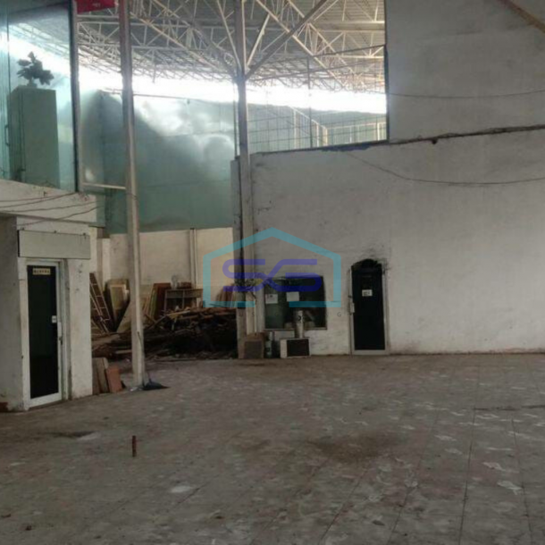 Dijual Gudang bekas Showroom lokasi di Jurumudi Tangerang-3