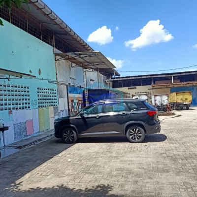 Di jual Cepat Gudang bekas pabrik lokasi Kamal Kalideres Jakarta Barat