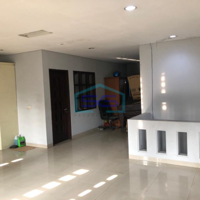 Disewakan Gudang Bersih dan Siap Pakai lokasi puri kembangan jakarta barat