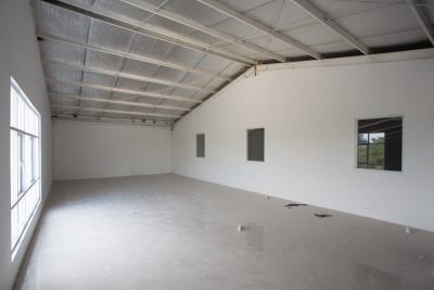 DISEWAKAN GUDANG BARU DUA LANTAI DI CIKARANG