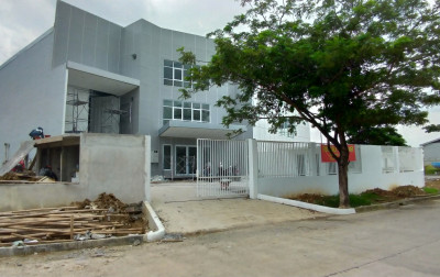 DISEWAKAN GUDANG BARU DUA LANTAI DI CIKARANG