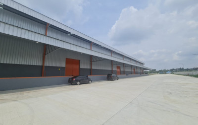 Disewakan Gudang di Delta Silicon 8 Lippo Cikarang, Dilengkapi Loading Dock