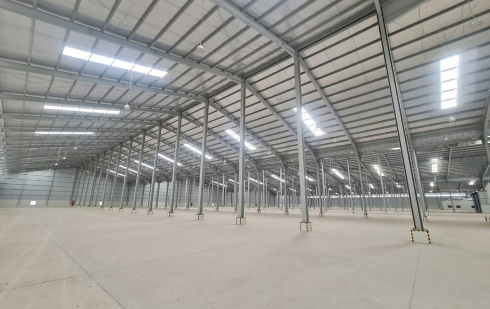 Disewakan Gudang Loading Dock di Delta Silicon 8 Lippo Cikarang, Bangunan Baru, dekat Jababeka 3 Cikarang, MM2100-2