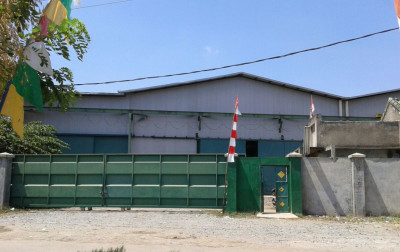 Sewa Gudang Cikarang Bekasi Cocok Untuk Gudang Workshop Fabrikasi Baja Dilengkapi Hoist Crane.