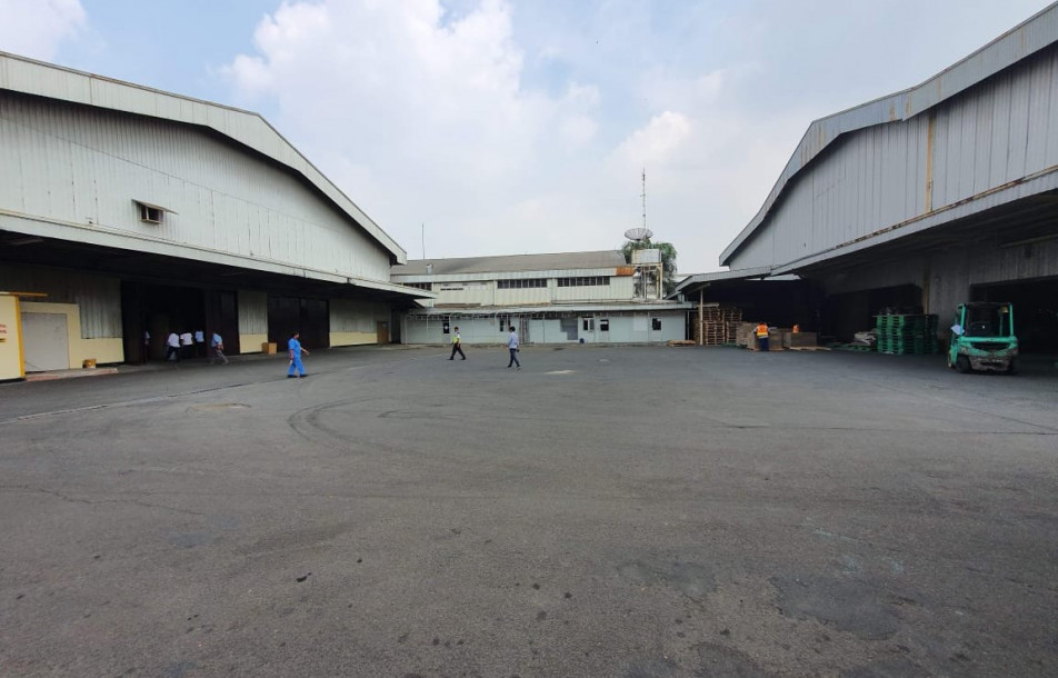 DiSewa Gudang di MM2100 Cibitung Bekasi Bangunan Bagus Kondisi Istimewa-4