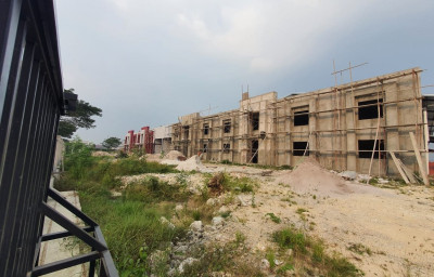 Disewa Gudang Bangunan Baru di kawasan industri Greenland Deltamas Cikarang ( Akses paling depan , Paling Strategis)