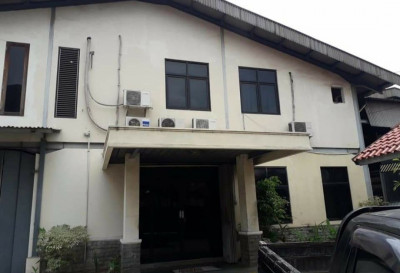 DiJual Gudang Workshop Jababeka 1 Cikarang, Pinggir Jalan Raya