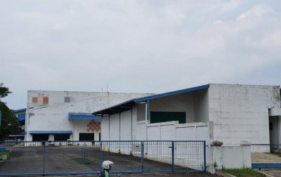 Dijual Gudang Ex Pabrik di Pinggir Jalan Raya Jababeka, Akses Dekat Tol. Row Jalan Lebar 2 Lajur