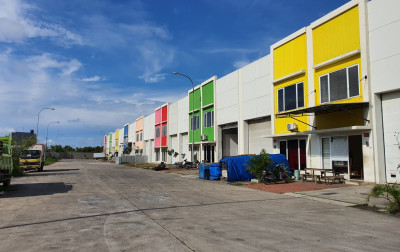 Dijual gudang siap pakai di Kawasan Pergudangan 3 Bisnis Center Karawang Barat (Dekat KIIC)