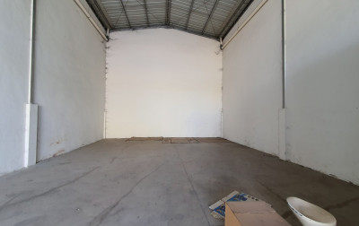 Dijual gudang siap pakai di Kawasan Pergudangan 3 Bisnis Center Karawang Barat (Dekat KIIC)