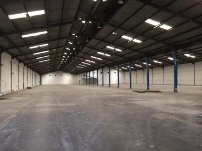 Disewakan gudang di ciracas luas 4030m