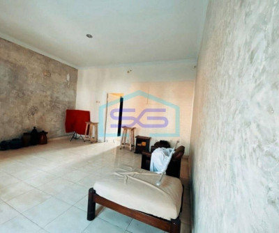 Disewakan Ruko 2 Lantai Dengan Fasilitas Tempat Tinggal di Renon