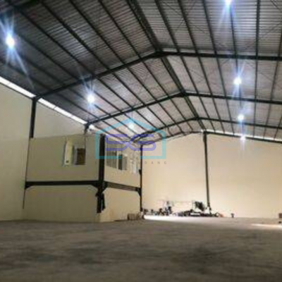 Dijual Gudang Bagus, Siapa Pakai di Kapuk