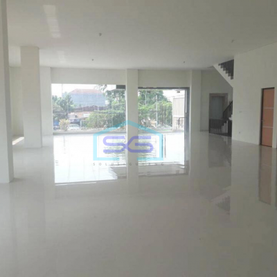 Dijual Gedung Baru di Utan Kayu